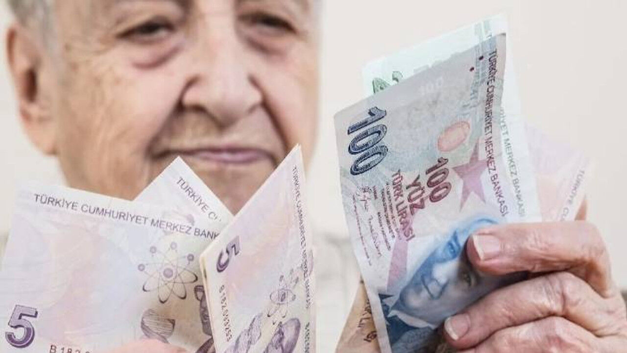 Emekliye 29 Ekim ikramiyesi verilecek mi? 29 Ekim'de 5.000 TL ikramiye var mı?