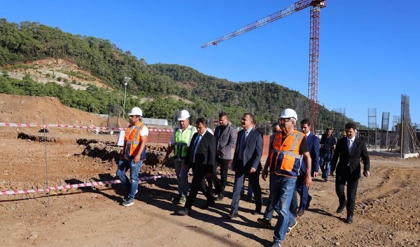 Vali Akbıyık, Marmaris'teki kamu yatırımlarını yerinde inceledi