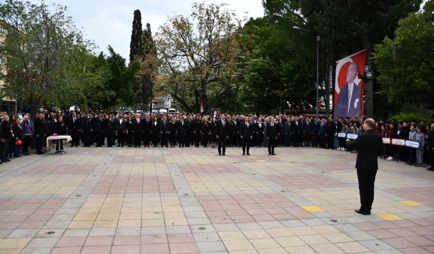 10 Kasım Atatürk’ü Anma Günü İlçe Programı Ortaca Final Okullarında gerçekleşti