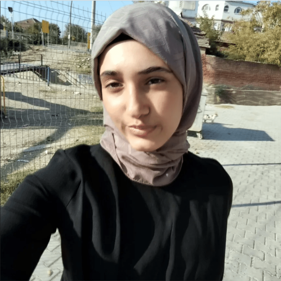 17 yaşındaki kayıp genç kız Bodrum'da bir restoranda bulundu