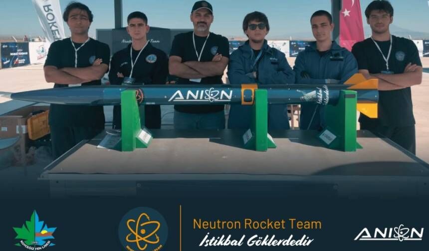 Köyceğiz Fen Lisesi Neutron Rocket Team, Kaymakam Maslak'ı ziyaret etti