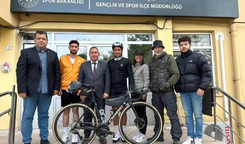 Muğlalı bisikletçi, depremzede çocuklar için kilometrelerce pedal çevirecek