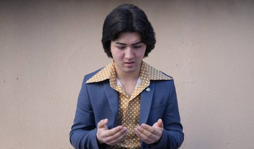 Ferdi Tayfur'un hayranından hastane önünde nöbet