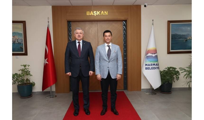 Moldova Büyükelçisi Croitor, Marmaris Belediye Başkanı Ünlü’yü ziyaret etti