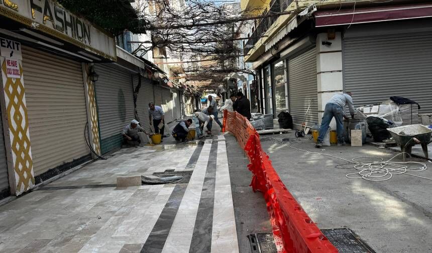 Marmaris Belediye Başkanı Ünlü: İlçemizin gözbebeği çarşımız yenileniyor