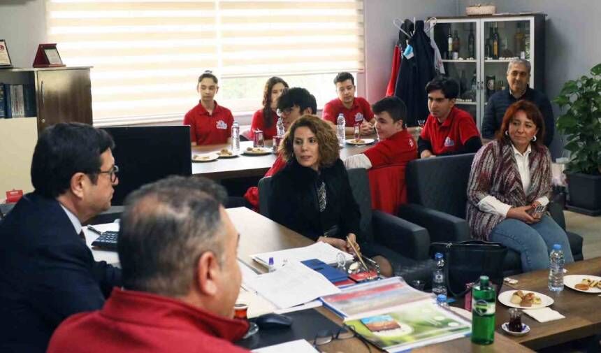 Muğla'nın gururu Milaslı TEKNOFEST şampiyonları ödüllendirildi