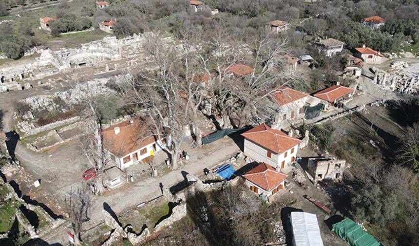 Stratonikeia Antik Kenti'nde restorasyon: Köy meydanı eski ihtişamına kavuşuyor