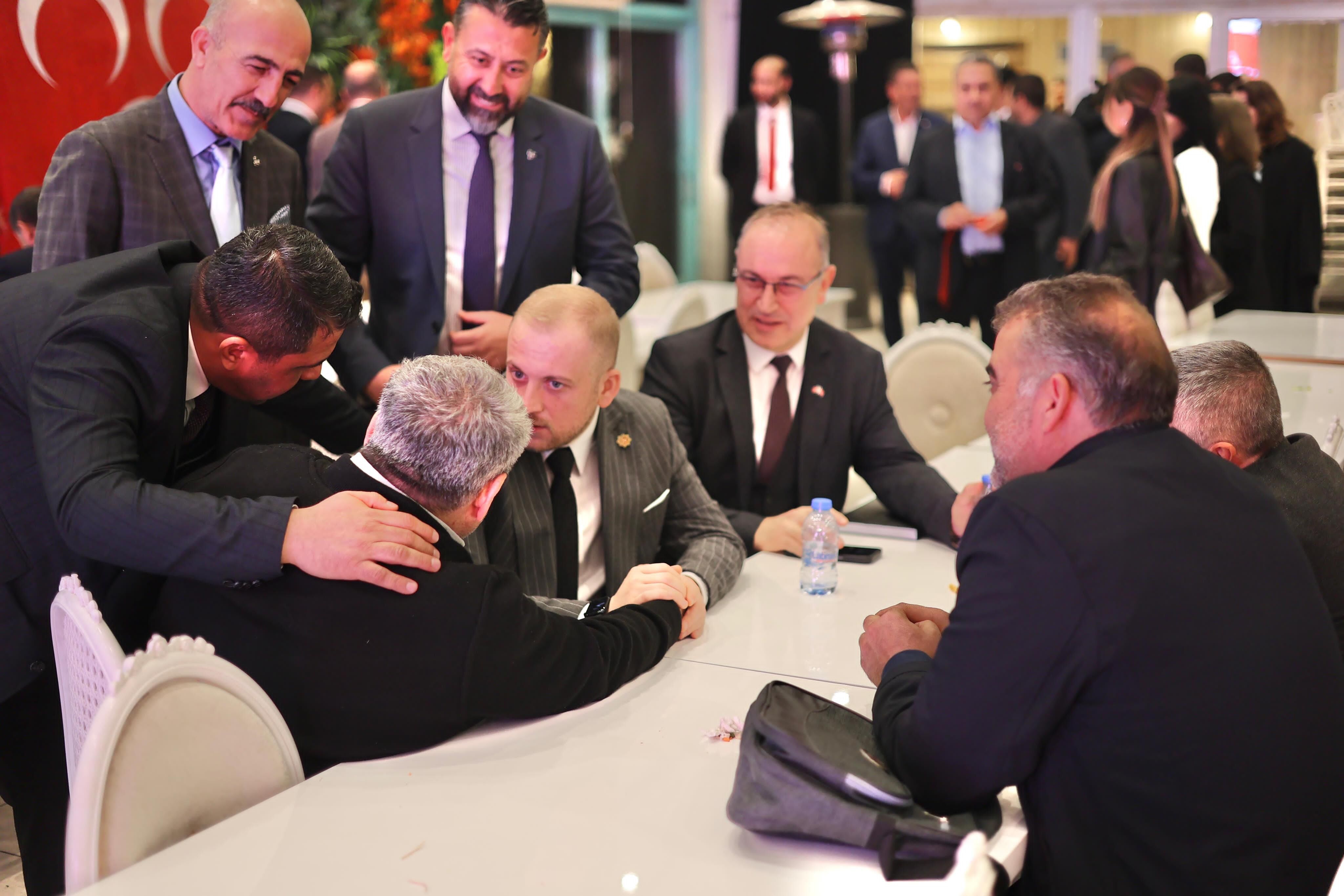 Milas'ta MHP Muğla İl Başkanı Burak Demirel'in davetine muhtarlar rekor katılım sağladı