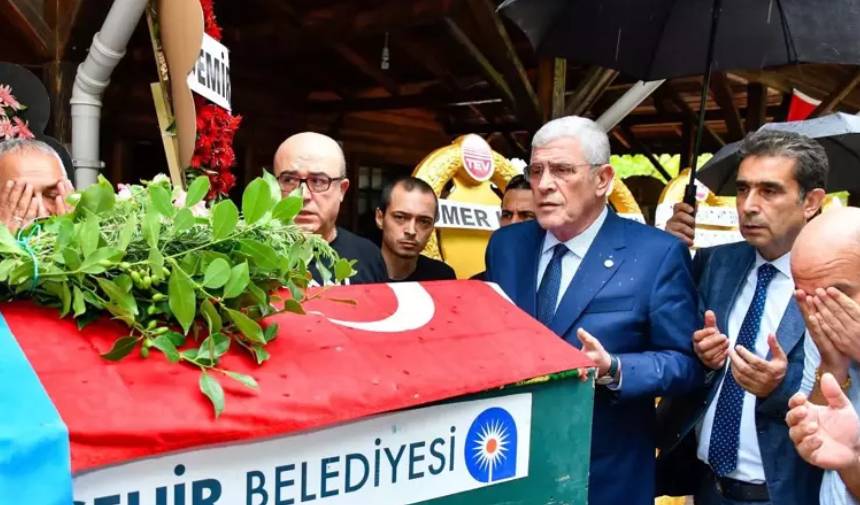 Alparslan Türkeş'in Dava Arkadaşı Cemal Dönmezer, Antalya'da Toprağa Verildi (1)