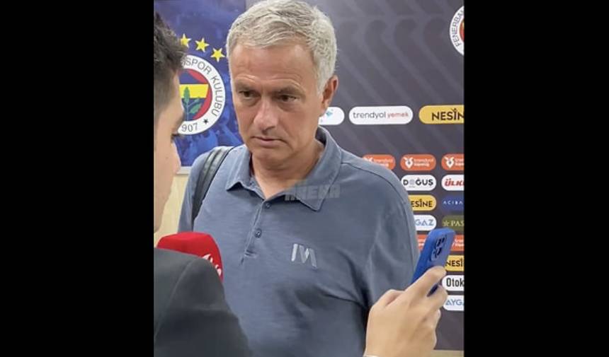 Mourinho'dan Derbi Sonrası Soru Sormak Isteyen Muhabire Sen Kimsin, Şaka Mı Yapıyorsun