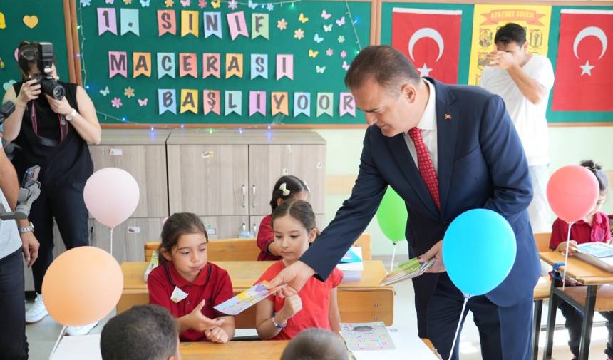 Muğla'da Eği̇ti̇m Öğreti̇m Yili Vali̇ İdri̇s Akbiyik'in Ders Zi̇li̇yle Başladi (2)