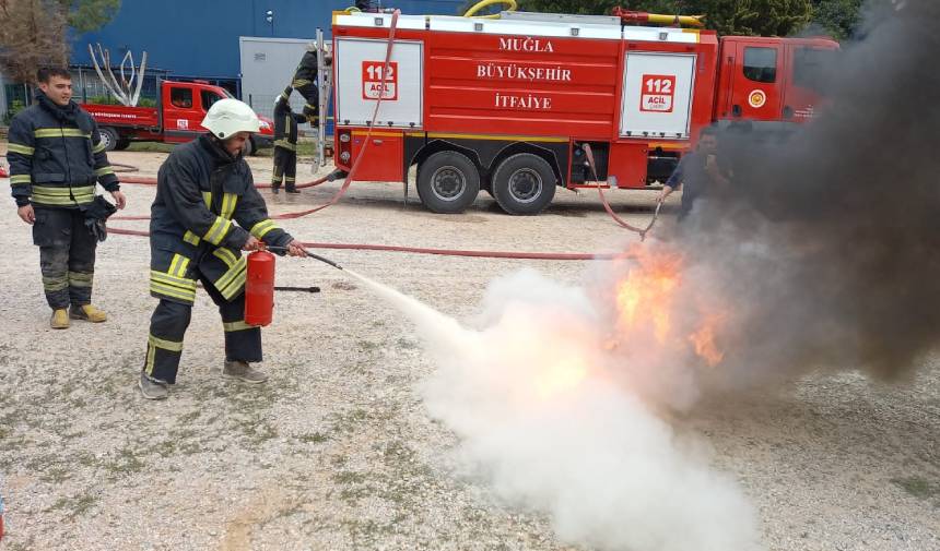 Muğla'daki Gönüllü Itfaiyecilik Eğitimleri Bodrum’da Devam Etti (1)