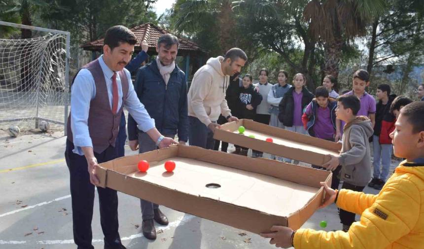 Köyceğiz İlçe Milli Eğitim Müdürü Karahan, Öğrencilerle Oyunda Buluştu (1)