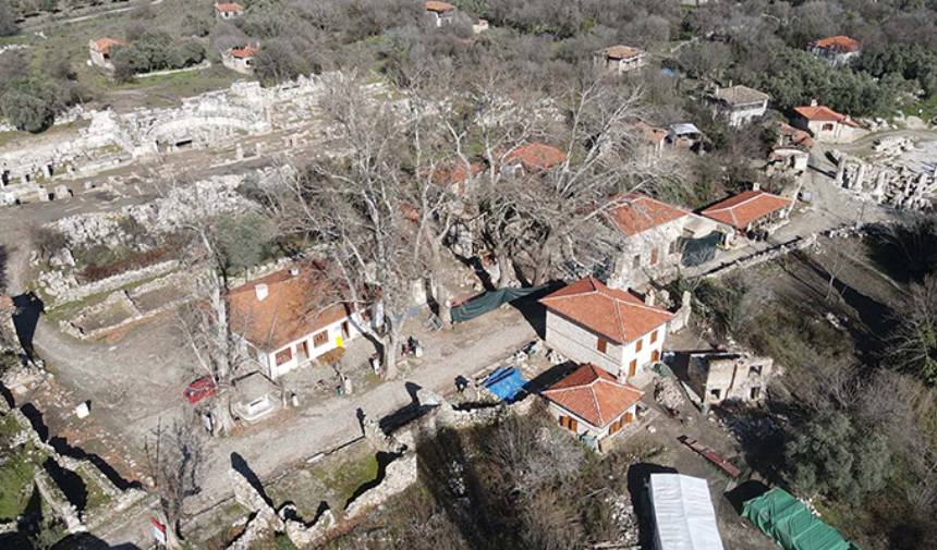 Stratonikeia Antik Kenti'nde Restorasyon Köy Meydanı Eski Ihtişamına Kavuşuyor (2)