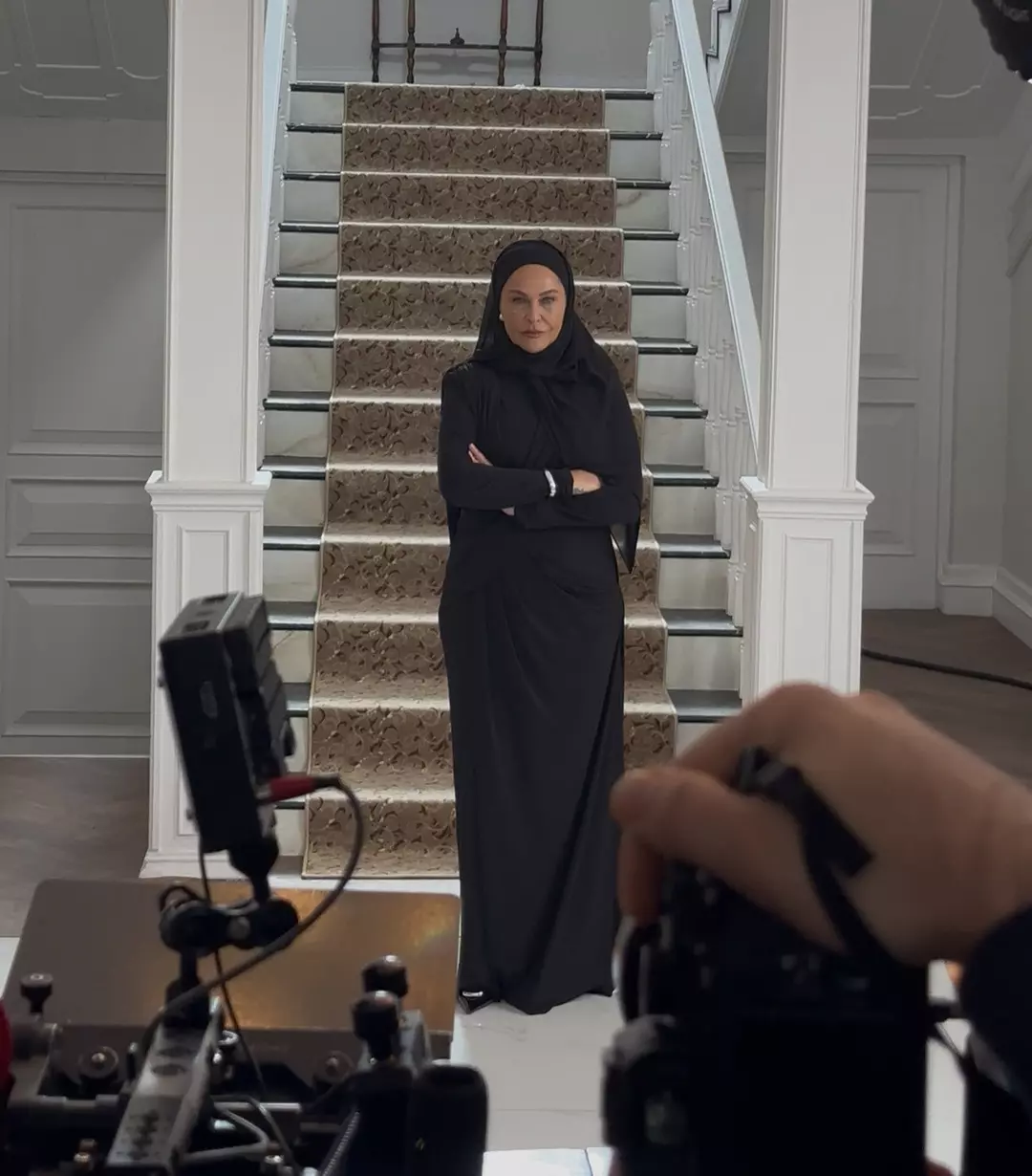 Hulya Avsar 9