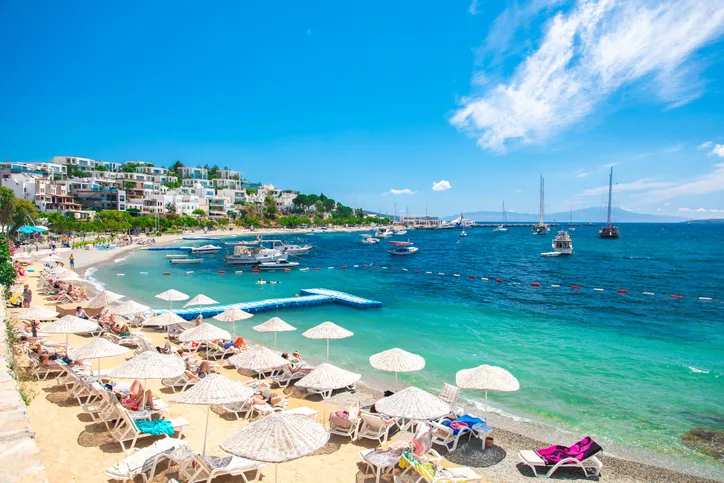 Bodrum Sahile Buz Döktü (3)