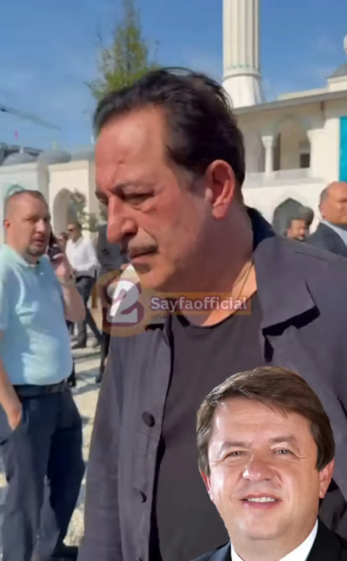 Cem Yılmaz (2)