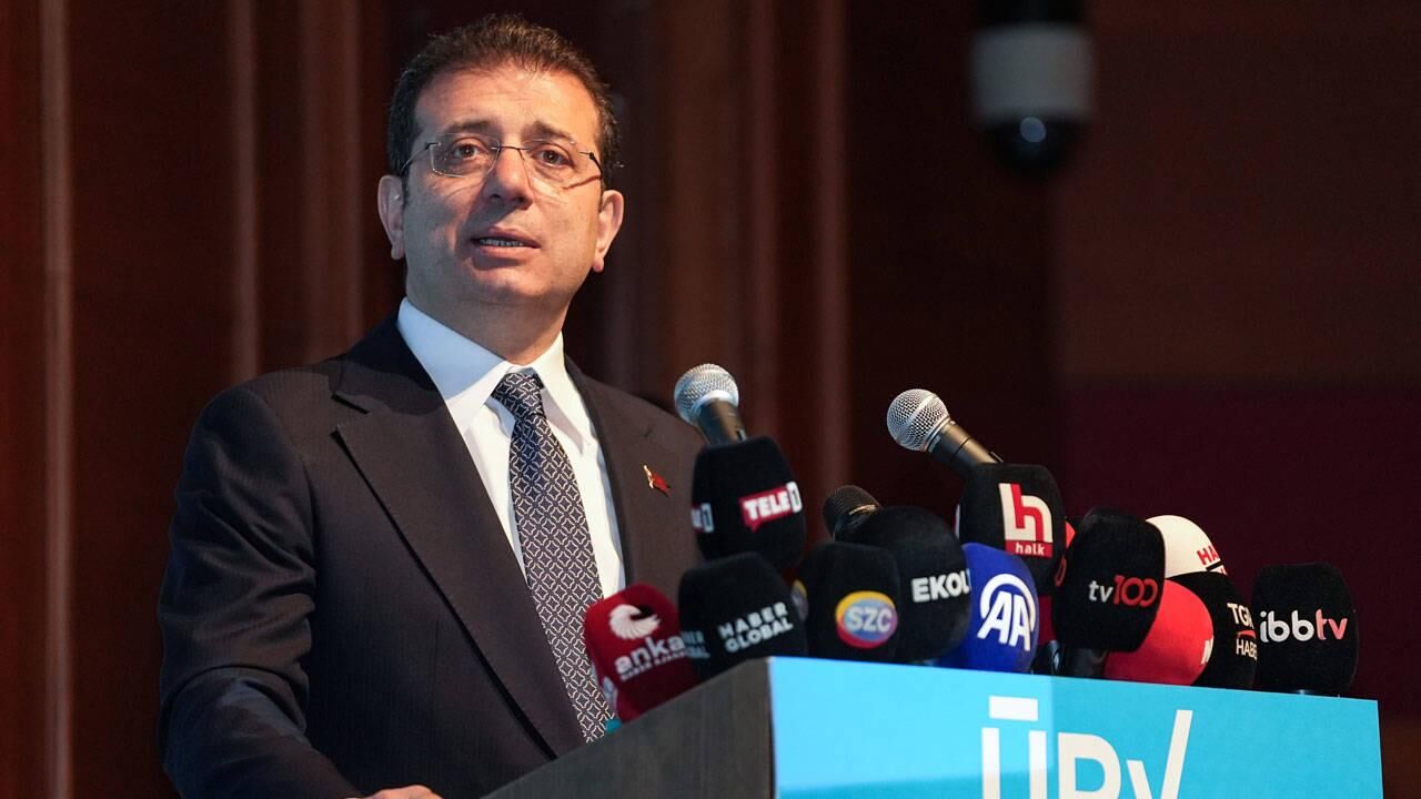 İmamoğlu İsti̇fa.jpg (2)